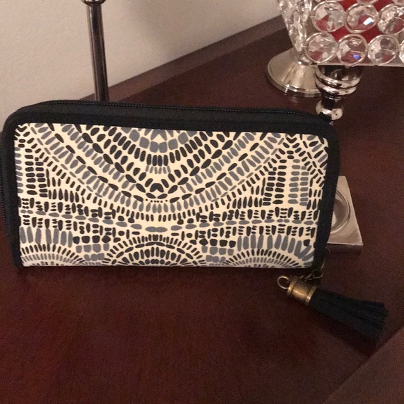 NEVER USED RIP CURL WALLET✌🏻🤘🏻MINT CONDITION - Picture 2 of 3